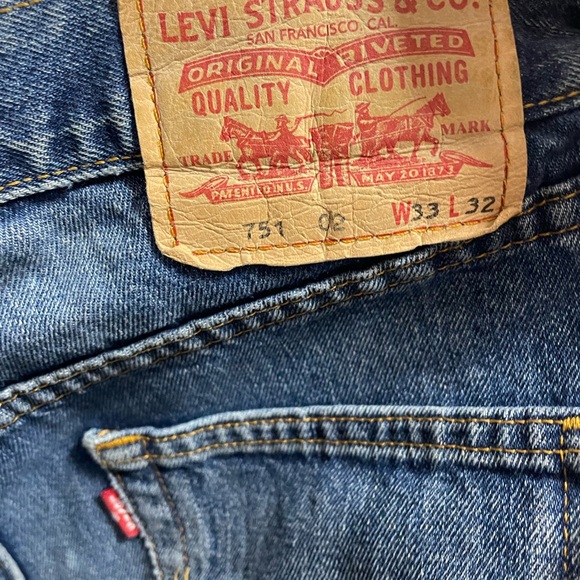 Levi acid wash vintage one of a kind shorts - Picture 3 of 7